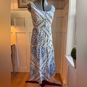 Eyelet Floral Patterned Sleeveless Dress Size Medium